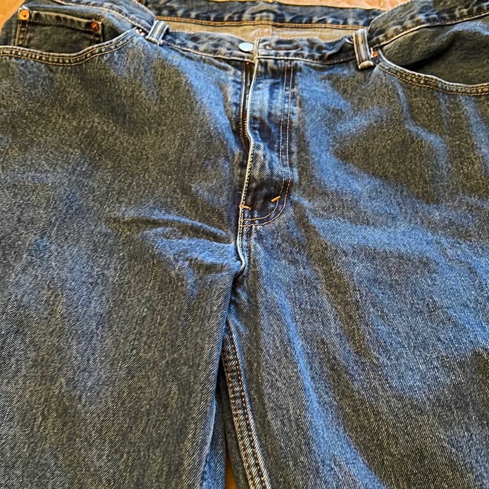 Men’s Levi 560 jeans. Size 42x30
